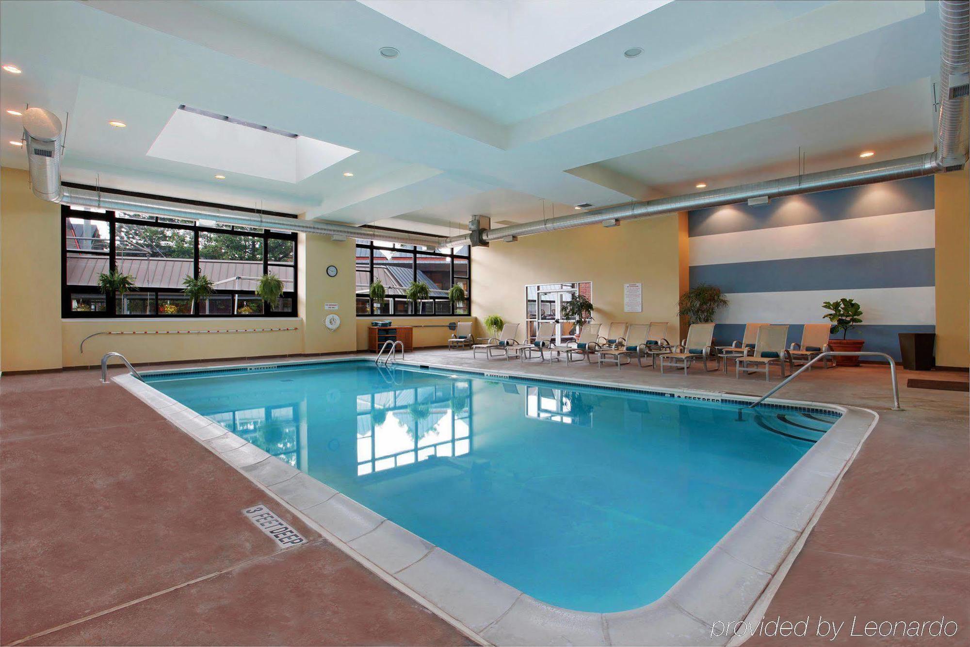 Hotel The Saratoga Hilton Saratoga Springs Udogodnienia zdjęcie